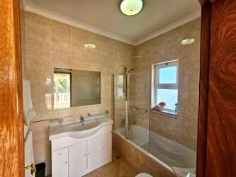 Villa com 5 quartos à venda em Almancil