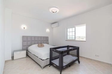 6 Bedroom Villa For Sale in São Brás de Alportel