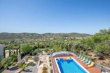 6 Bedroom Villa For Sale in São Brás de Alportel