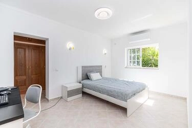 6 Bedroom Villa For Sale in São Brás de Alportel