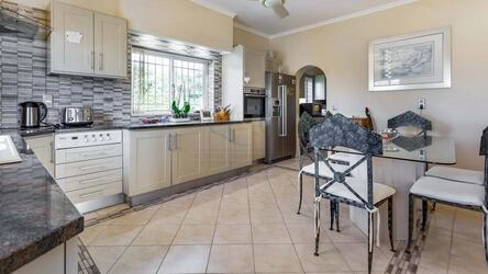 Villa avec 6 chambres à vendre à Santa Bárbara de Nexe