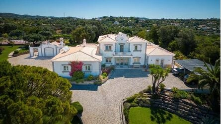 5 Bedroom Villa For Sale in Loulé (São Clemente)