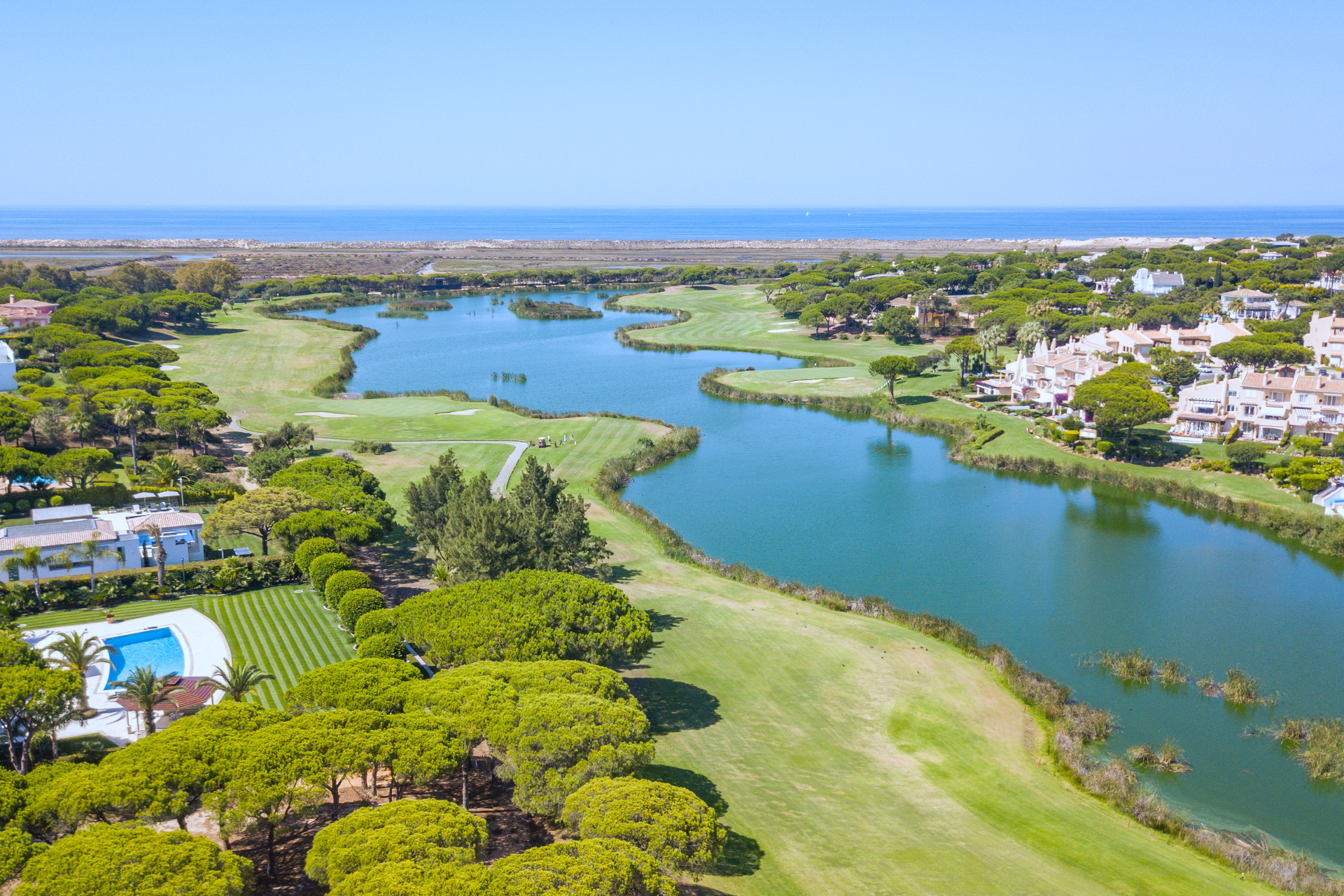 About Quintas and Casas Real Estate