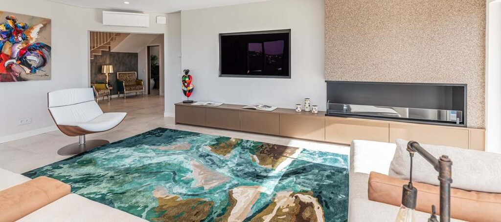 Sell your home with Quintas e Casas